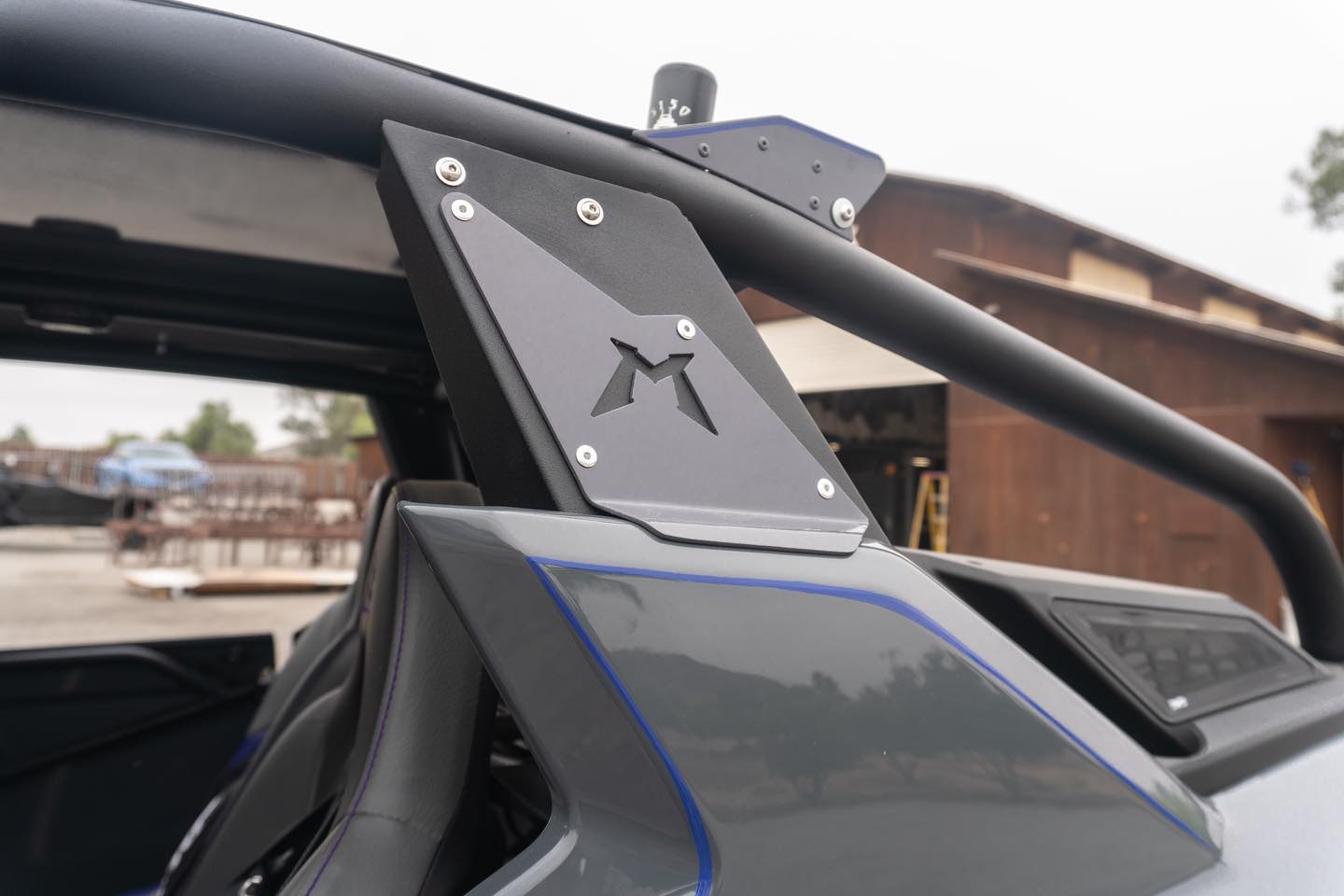 Polaris Pro R 4-Seat Stock Point Roll Cage